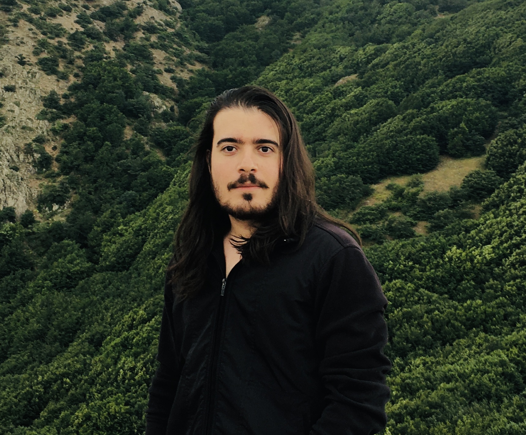 Amir Aynede